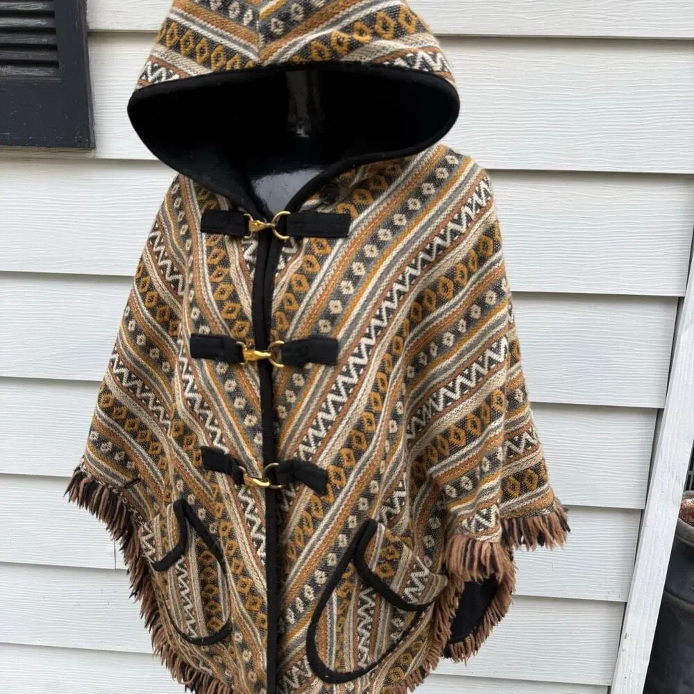 Vintage Hooded Southwestern Toggle Poncho Cape